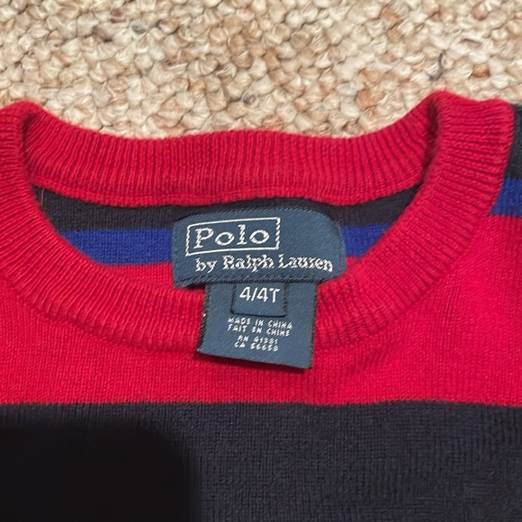 Boys 4T polo sweater - Picture 2 of 2